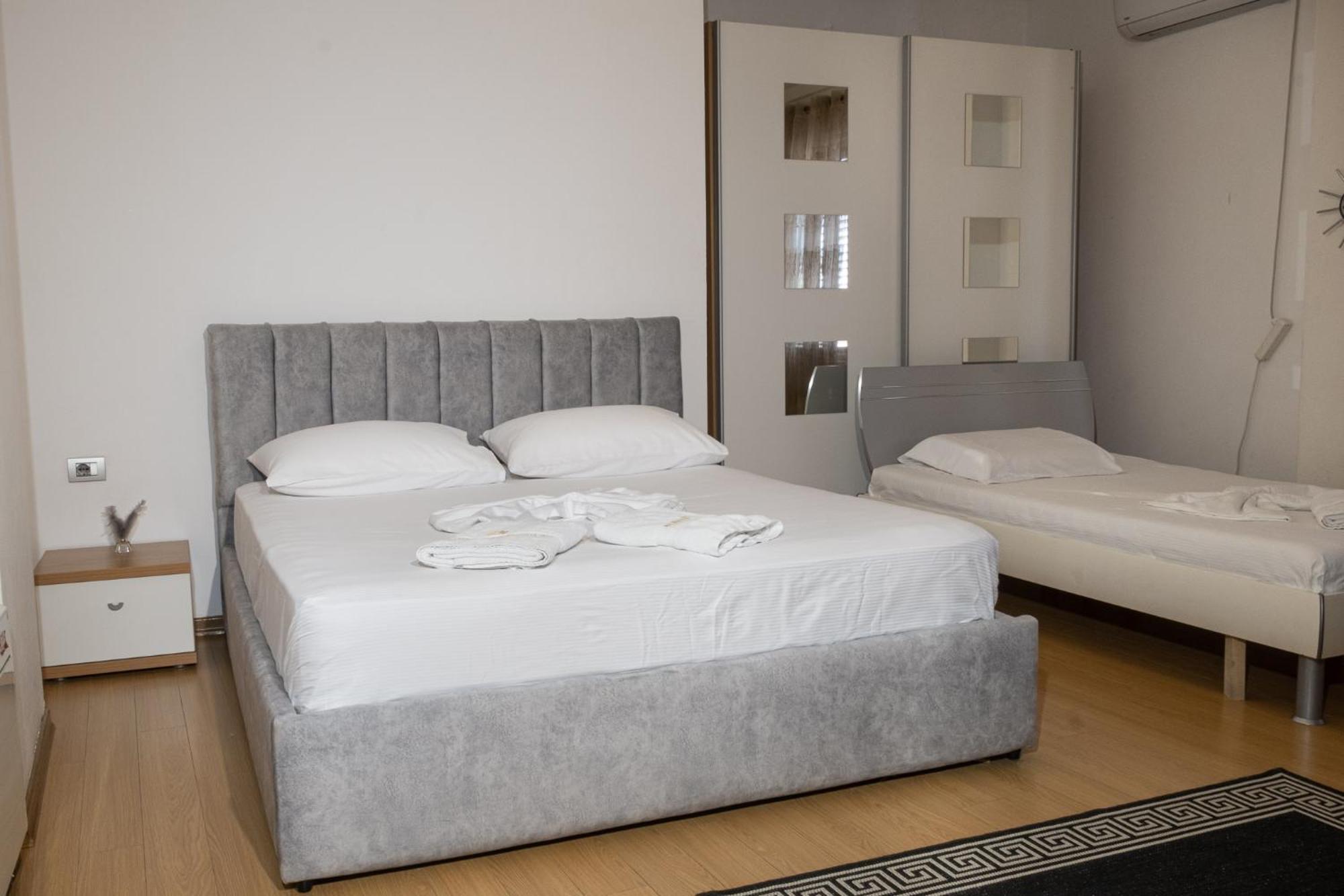 Albjona Guesthouse Тирана Экстерьер фото