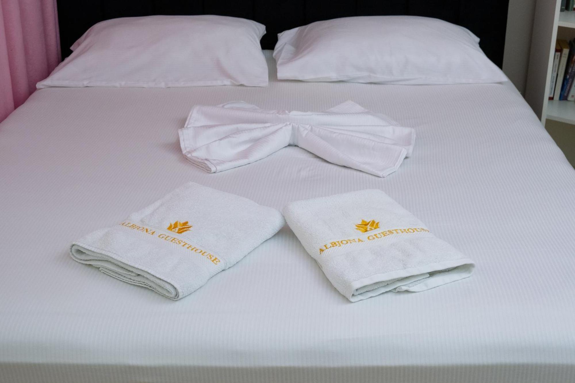 Albjona Guesthouse Тирана Экстерьер фото