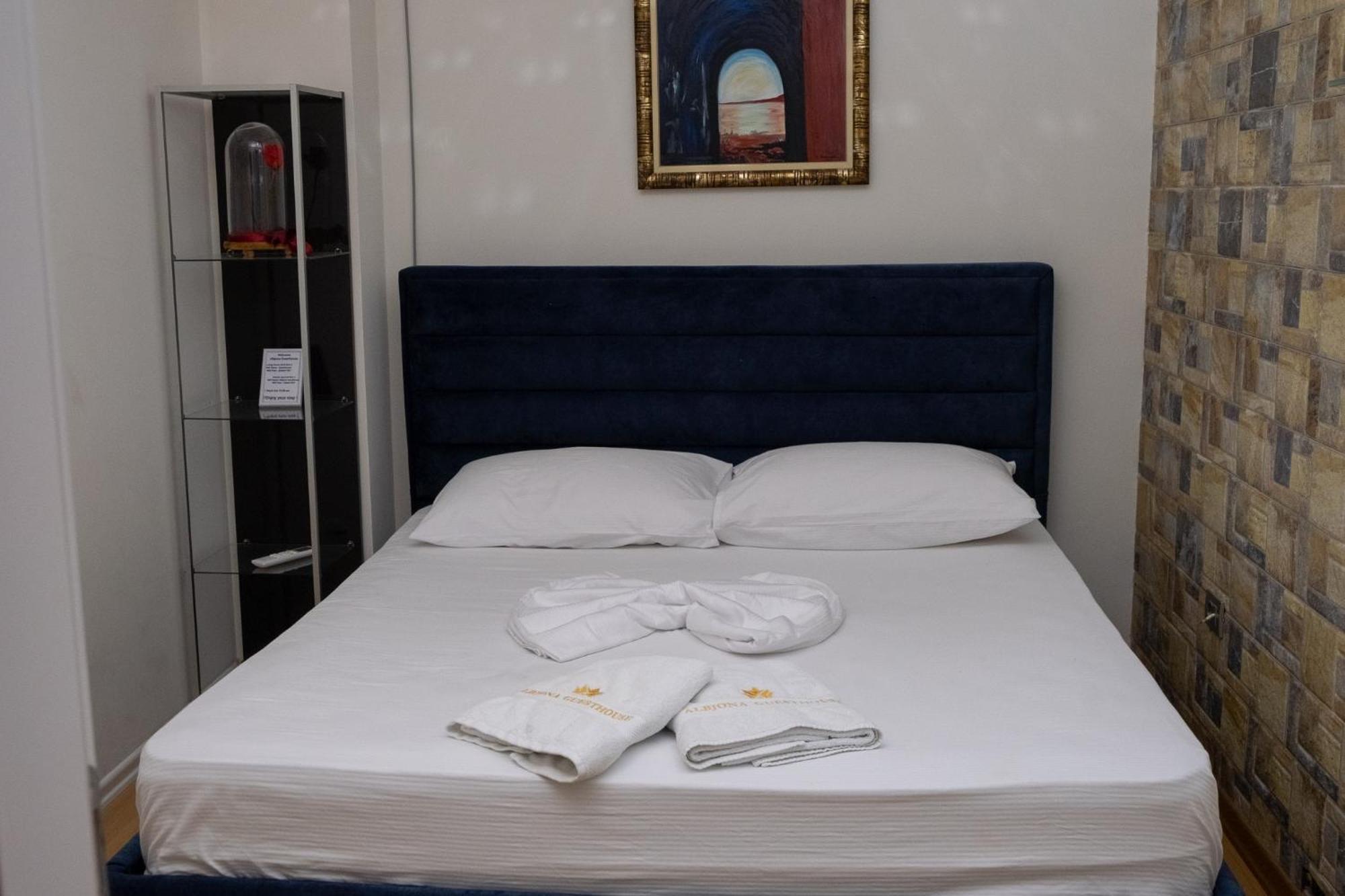 Albjona Guesthouse Тирана Экстерьер фото