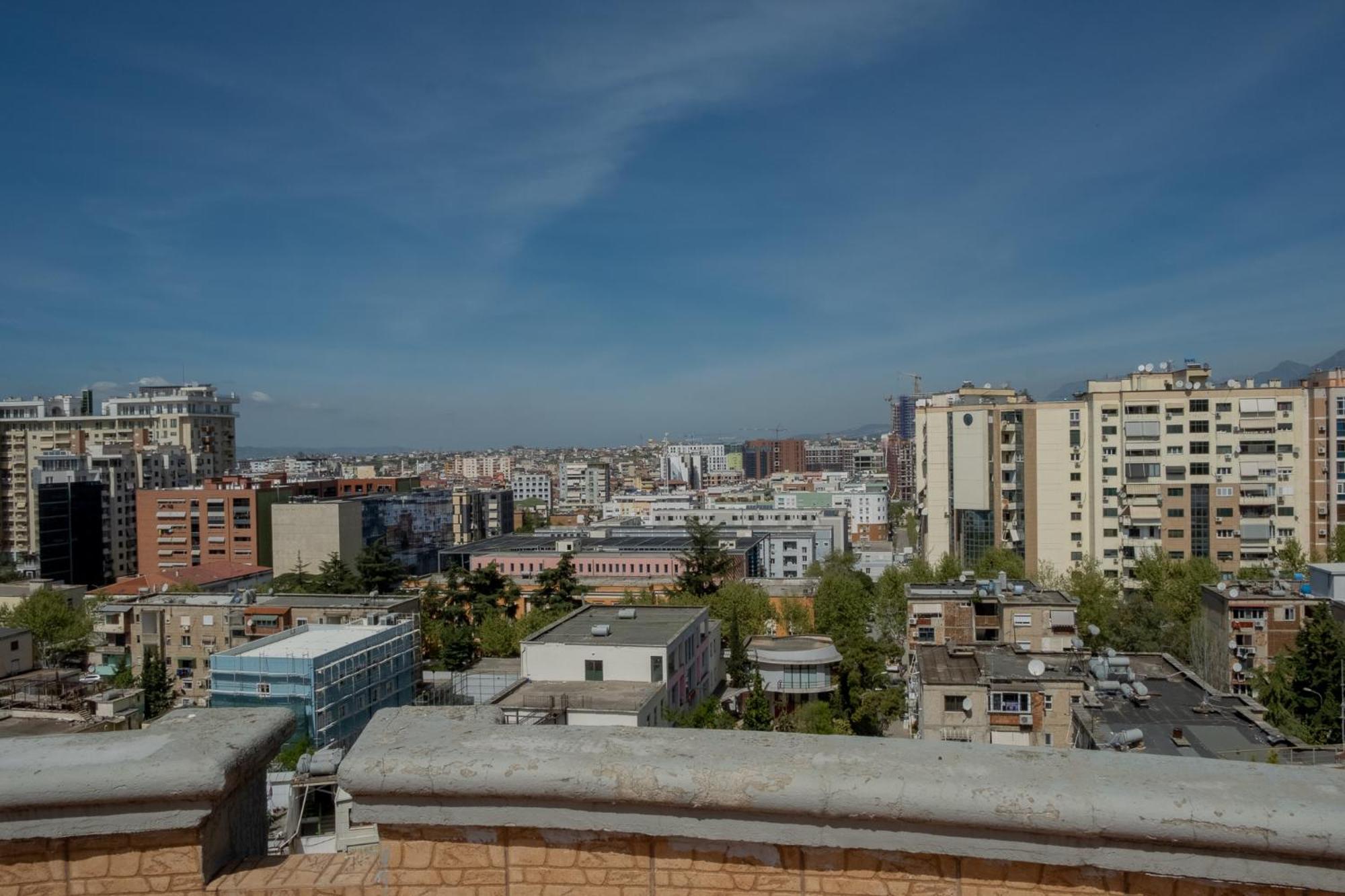 Albjona Guesthouse Тирана Экстерьер фото