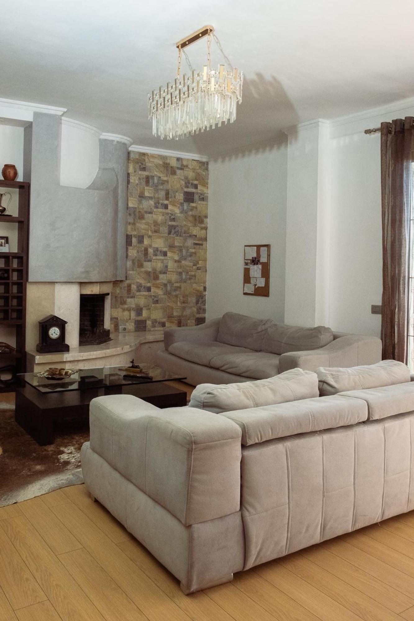 Albjona Guesthouse Тирана Экстерьер фото
